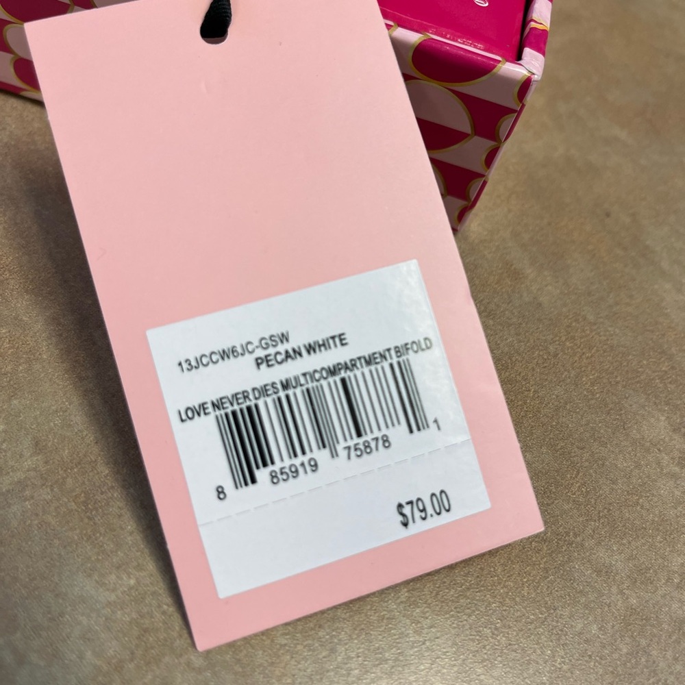 Juicy Couture Love Never Dies Bifold Wallet NWT - Picture 4 of 5